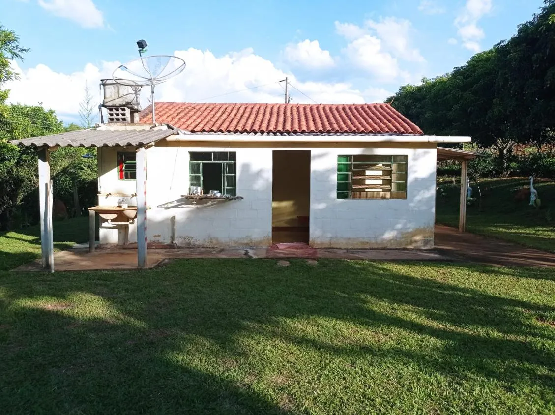 Imagem Vendo chácara em Crucilândia/MG - com 4.500 m² de área