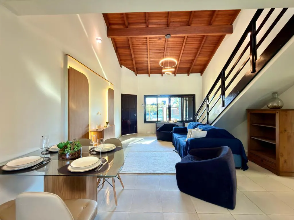 Imagem Casa 4 Dormitórios - Bairro Zona Norte