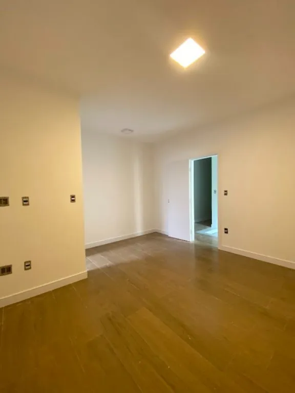 Imagem CASA COM 151,80 m² - TUPI - PRAIA GRANDE SP