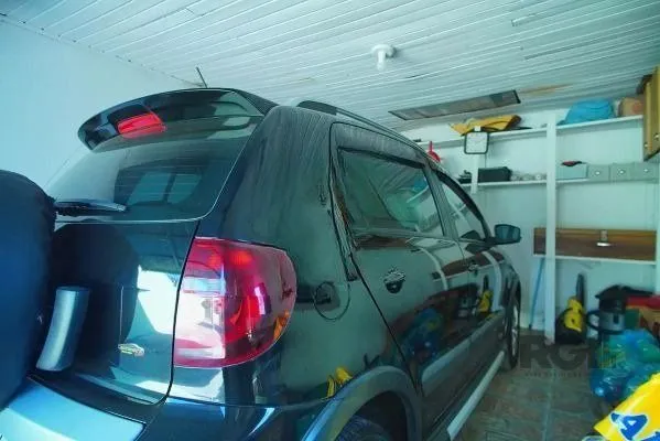 Imagem Casa espaçosa à venda no bairro Costa e Silva 4 dormitórios sendo 1 suíte.
