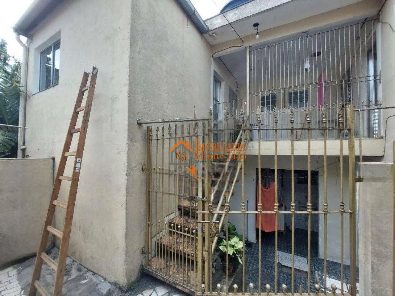 Imagem Sobrado com 8 dormitórios à venda, 480 m² por R$ 639.000,00 - Parque Uirapuru - Guarulhos/SP