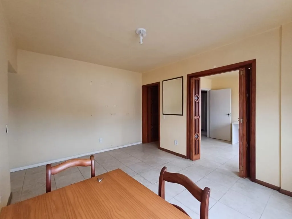Imagem Apartamento a venda no bairro Menino Deus com 2 dormitórios