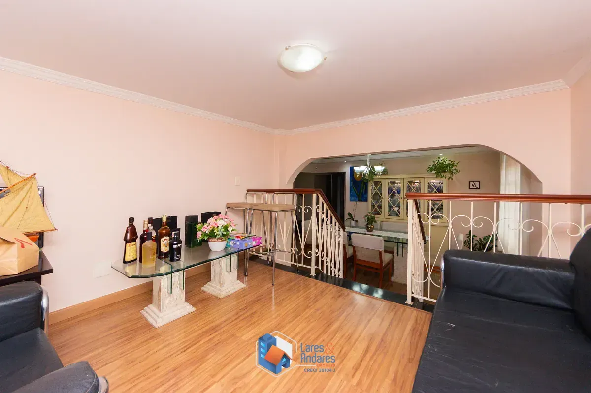 Imagem Casa para venda em Bosque da Saúde com 6 quartos, sendo 3 suítes, 513m²