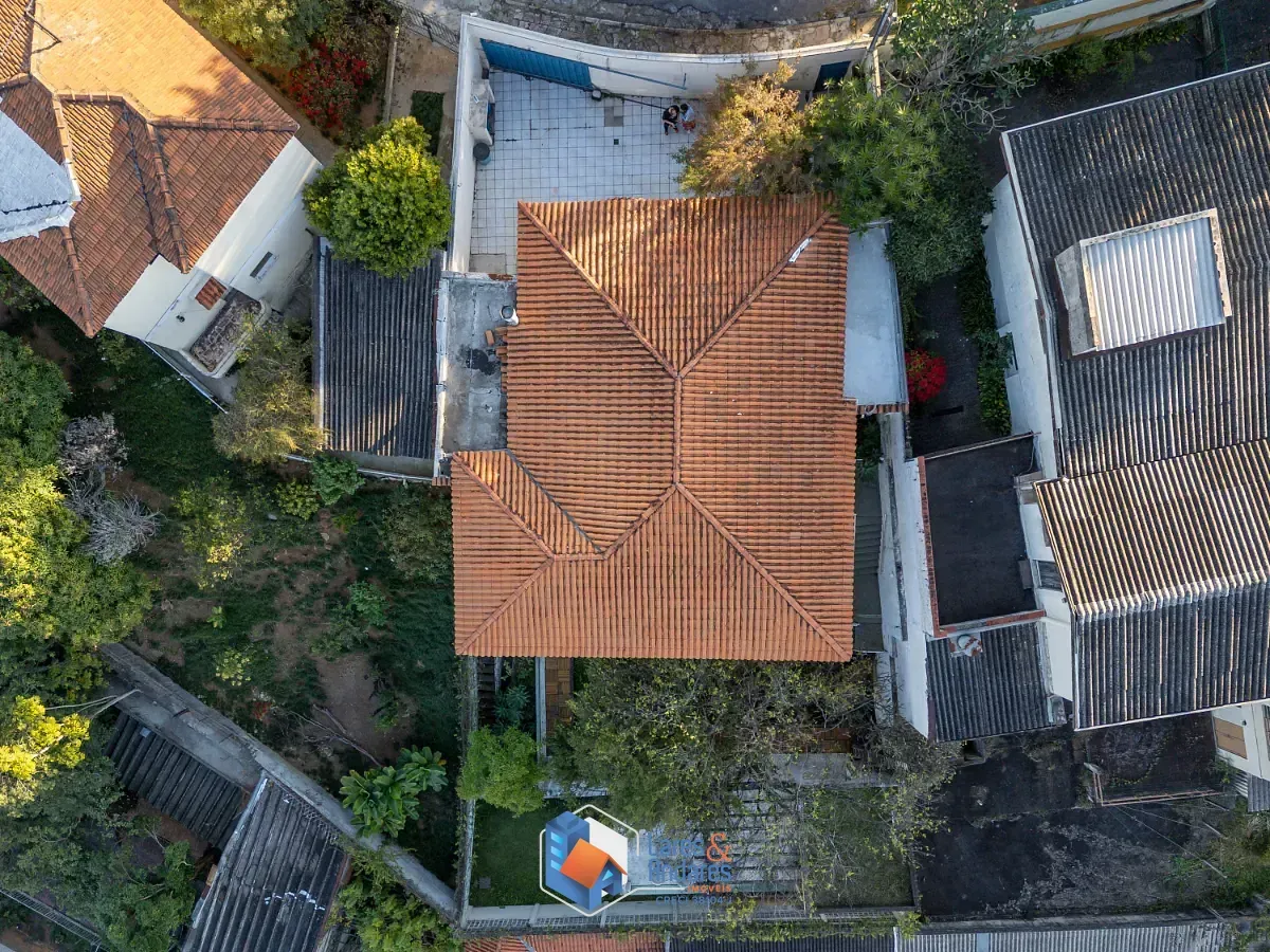 Imagem Casa para venda em Sumaré com 4 quartos, sendo 2 suítes, 253m²