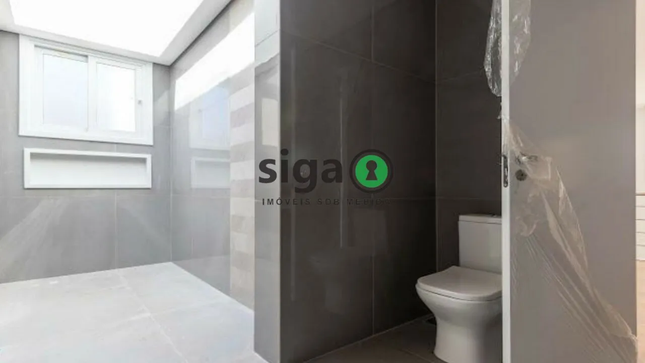 Imagem CASA EM CONDOMINIO PARA VENDA NO ALTO DA BOA VISTA com 4 Quartos