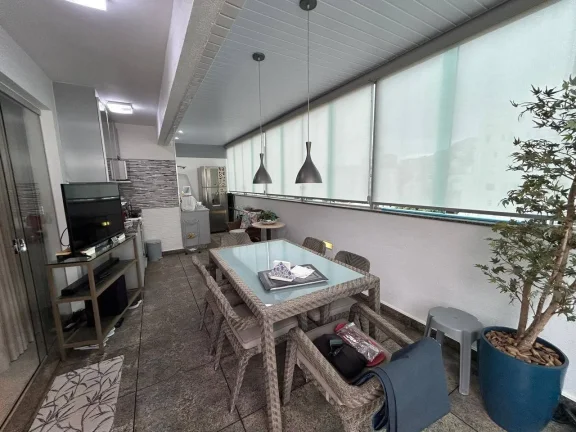 Imagem Apartamento à venda com 200m², 4 quartos e 3 vagas.