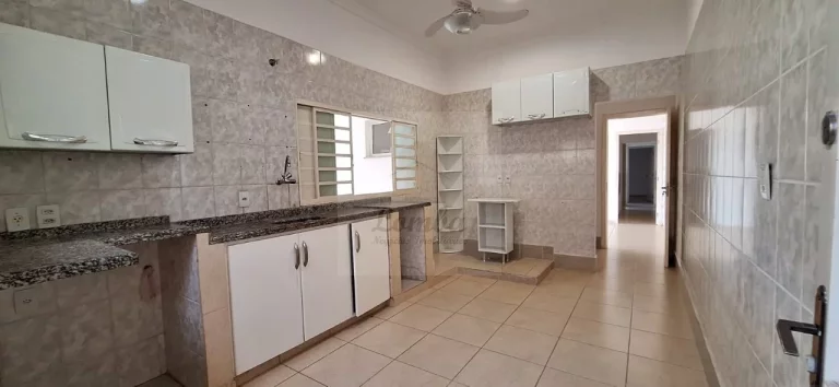 Imagem Imperdível oportunidade: Casa de 4 quartos na Morada do Ouro, Cuiabá-MT, com 280m² e 7 vagas de garagem! Confira agora!