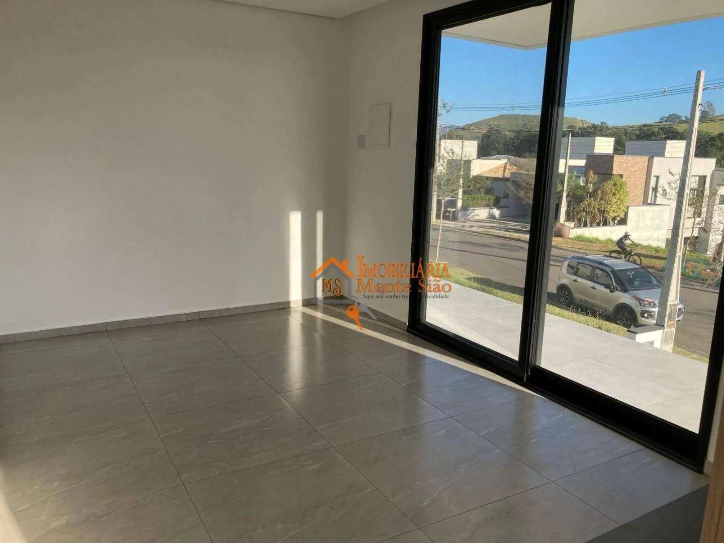 Imagem Sobrado com 4 dormitórios à venda, 342 m² por R$ 2.770.000,00 - Jardim São Pedro - Mogi das Cruzes/SP