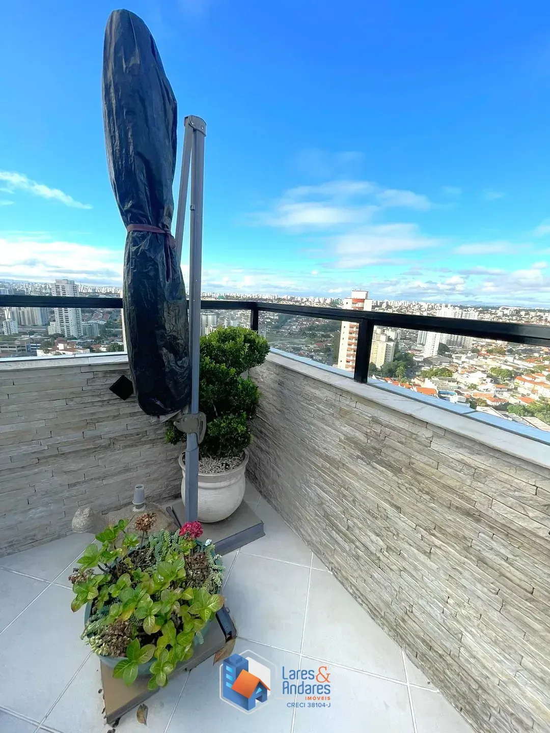 Imagem Cobertura para venda em Vila Mascote com 3 quartos, sendo 1 suíte, 220m²