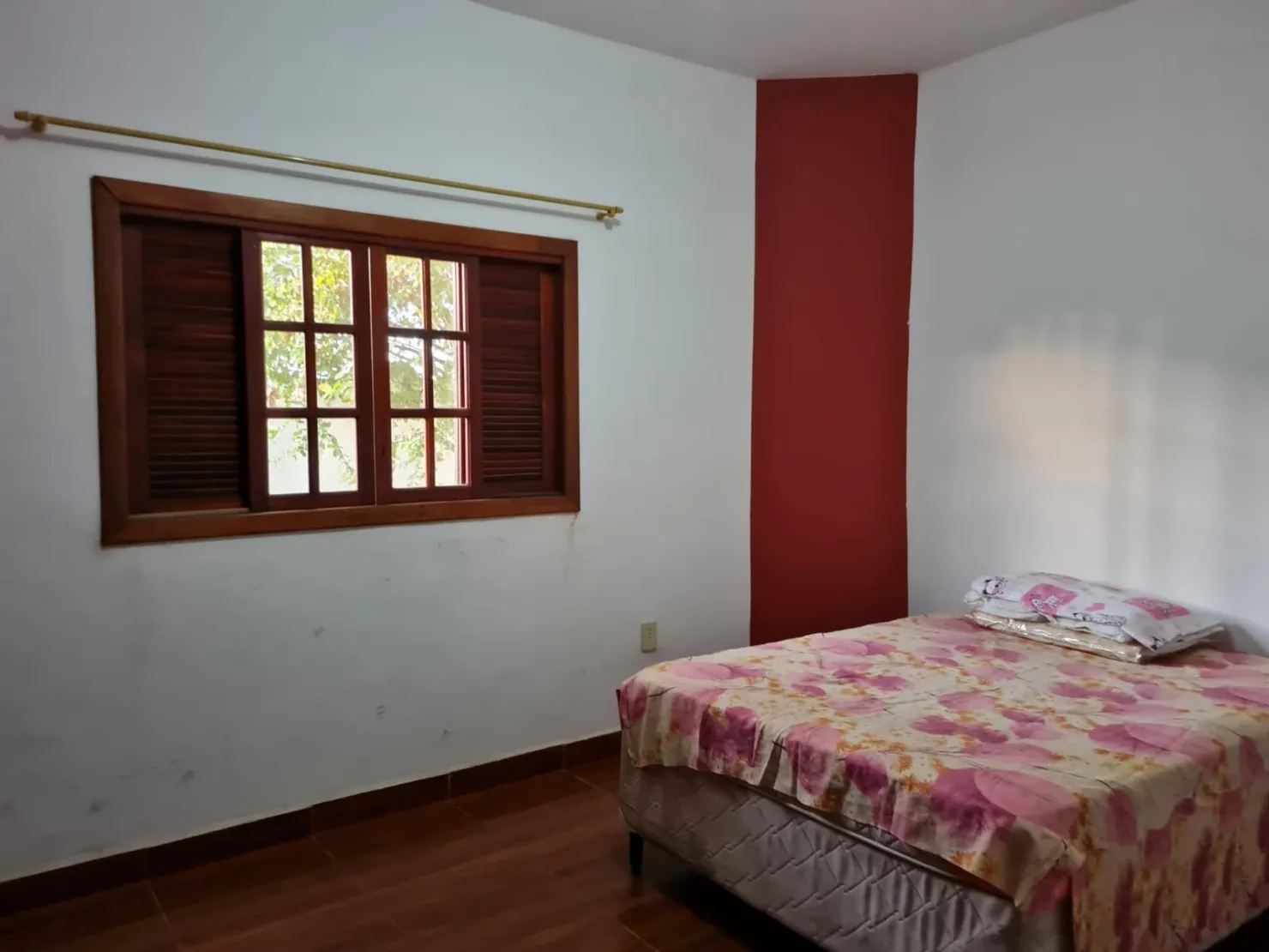 Imagem Casa à venda 3 Quartos, 2 Suites, 3 Vagas, 290M², Vila Suiça, Pindamonhangaba - SP