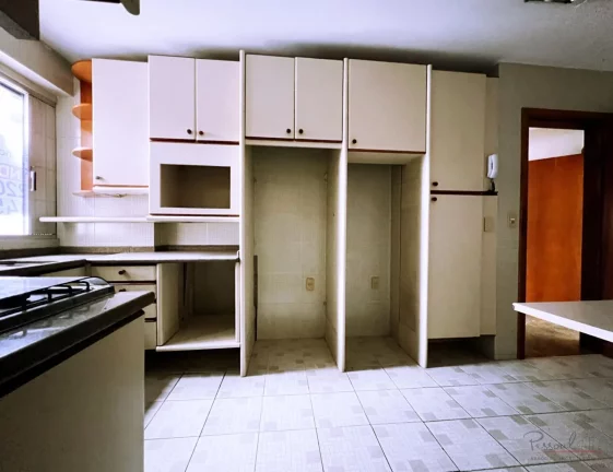 Imagem Apartamento amplo com 4 quartos, 2 vagas ao lado do Shopping Beira Mar Florianópolis! Se sua busca ...