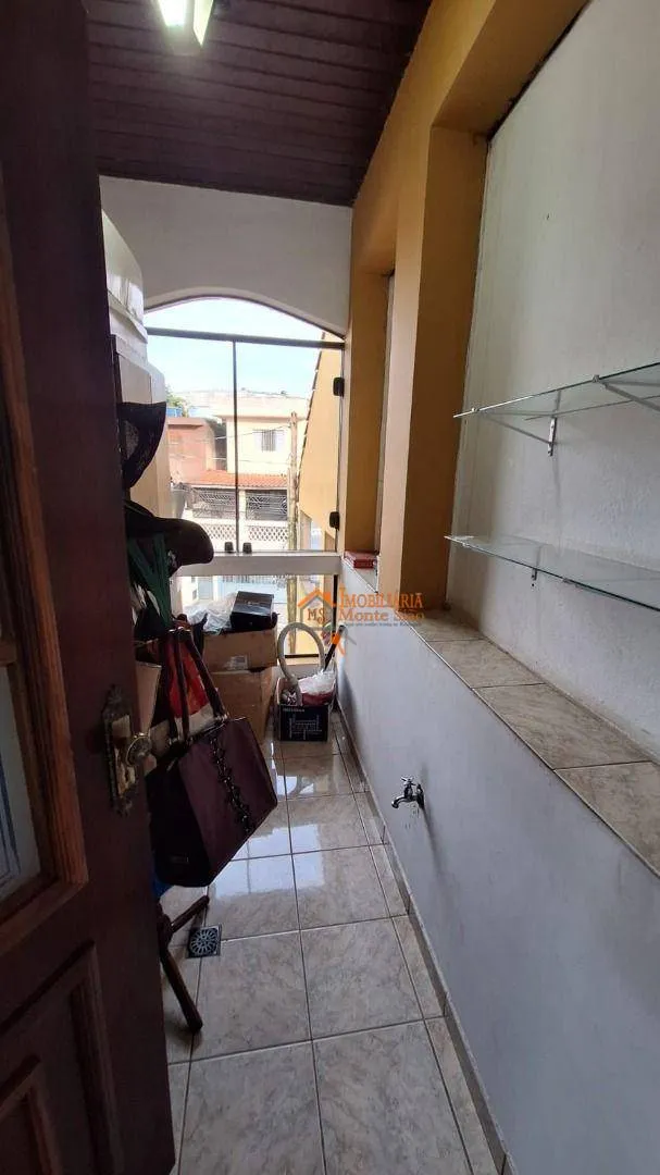 Imagem Sobrado com 4 dormitórios à venda, 255 m² por R$ 1.100.000,00 - Jardim Cumbica - Guarulhos/SP