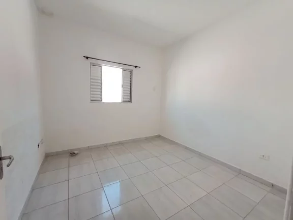 Imagem Oportunidade única! Casa com 2 quartos, totalmente reformada, em bairro nobre, perto de tudo que você precisa. Não perca essa chance! á venda na Imobiliaria Consulte Imoveis.