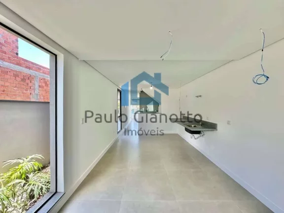 Imagem Casa linda à venda no Terra Nobre Granja Viana