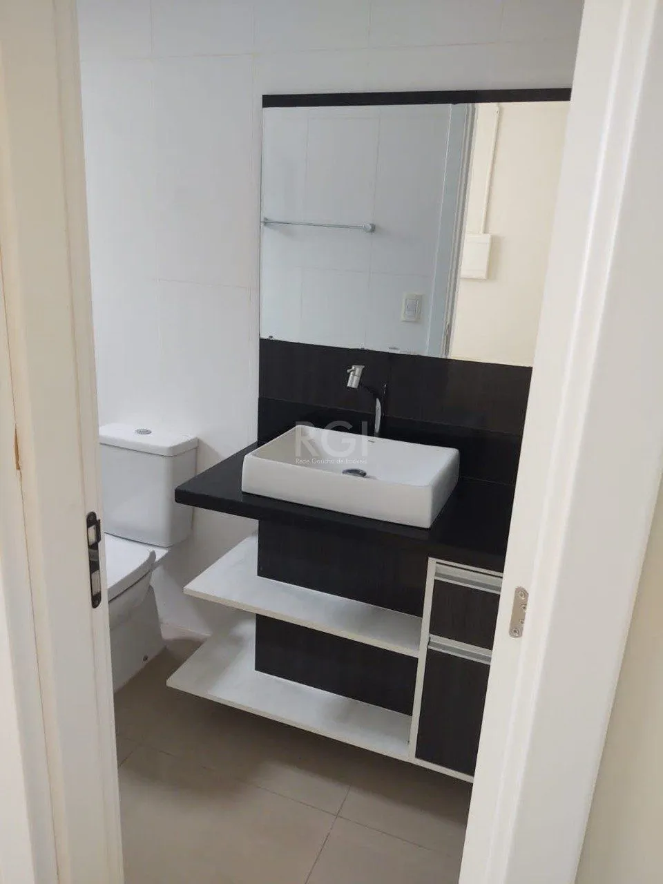 Imagem APTO DE 3 DORMITORIOS COM SUITE E CLOSET - NOVA SANTA RITA - RS