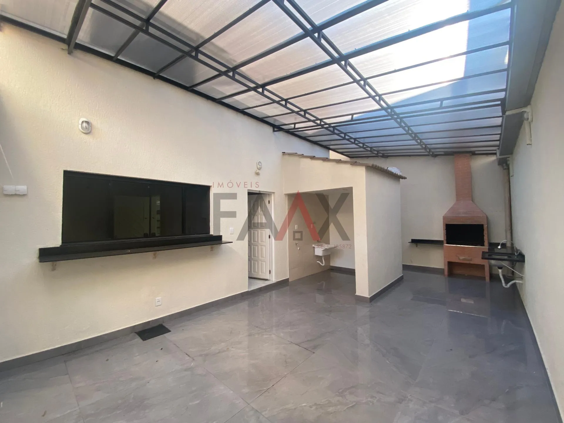 Imagem Sobrado com 4 dormitórios para locação,168.55 m², Alto da XV, GUARAPUAVA - PR