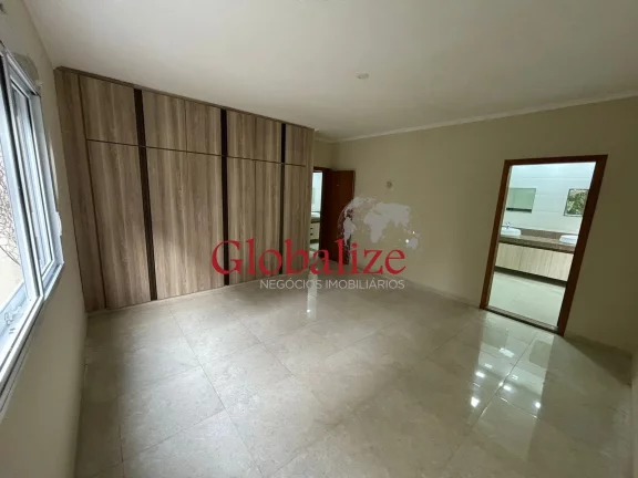 Imagem Apartamento à venda com 300m², 4 qurtos, 1 suíte, dependência, vista mar por R$1.320.000,00 no Gonzaga em Santos