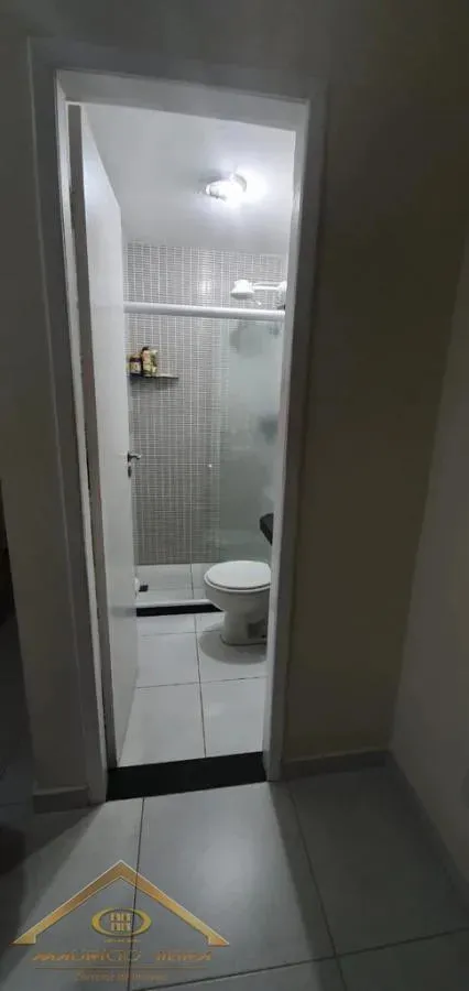 Imagem Casa em Condomínio para Venda em Cabo Frio / RJ no bairro Parque Burle