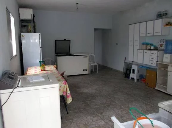 Imagem CASA PÓS LINHA - COM PISCINA, PROXIMO A AV. LUCIANA DE BONA
