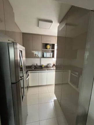 Imagem Apartamento 3 Quartos com Suíte, Varanda e 2 Vagas Paralelas.