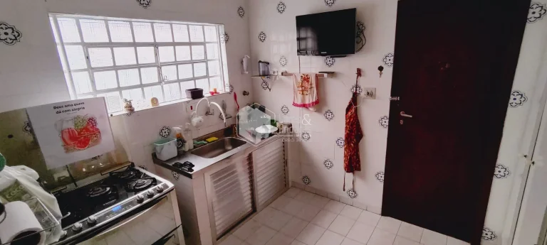 Imagem SOBRADO À VENDA COM 250 M², COM 3 AMPLOS DORMS, COM EDÍCULA AO FUNDO E VAGA PARA 2 CARROS, BROOKLIN PAULISTA, SÃO PAULO, SP