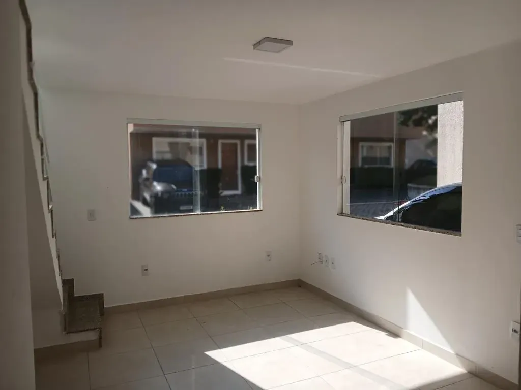 Imagem Casa de Condomínio com 2 Quartos à Venda, 75 metros em Engenho do Mato - Niterói