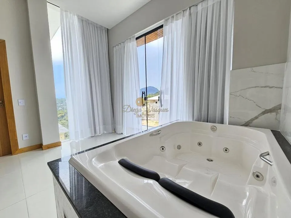 Imagem Casa em Condomínio para Venda em Teresópolis / RJ no bairro Barra do Imbuí