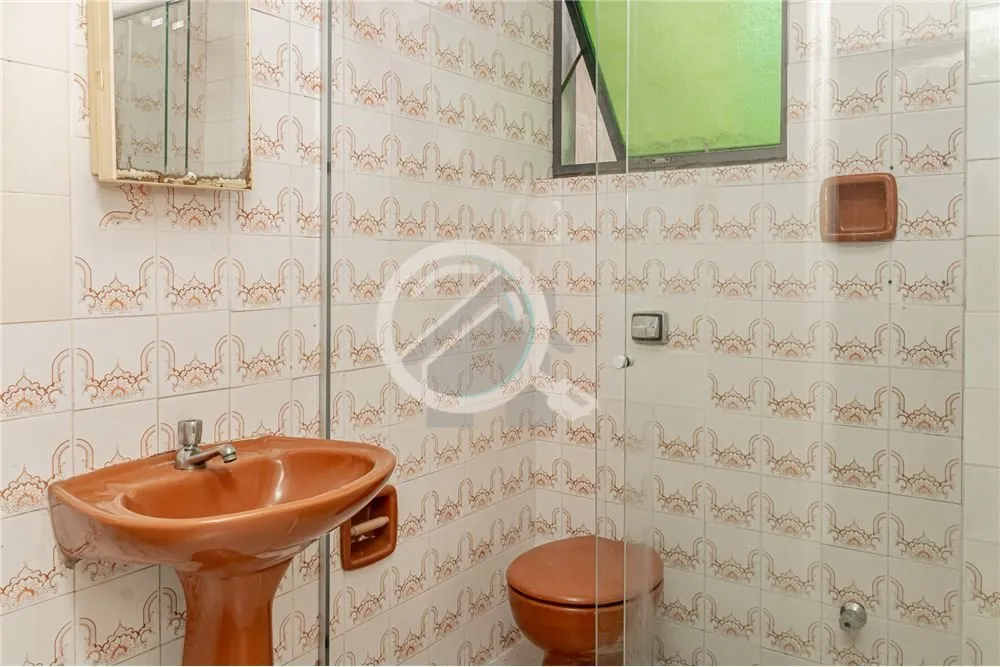 Imagem Oportunidade de Investimento. ] Apartamento localizado no número 129, na Cidade Baixa, Porto Alegre...