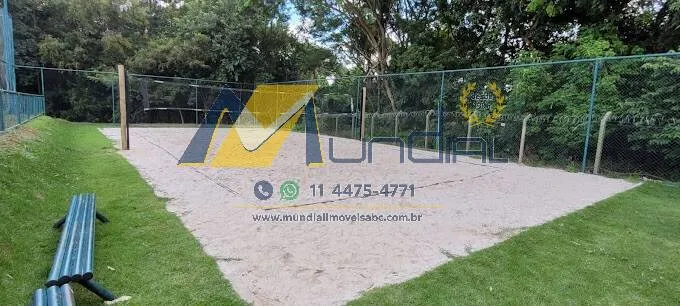 Imagem Casa à Venda com 450m², 3 dormitórios, 3 suítes, 1 sala e 4 vagas!!!