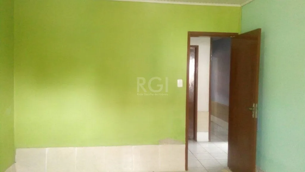 Imagem Casa para Venda - 120m², 3 dormitórios, 1 vaga - Sarandi