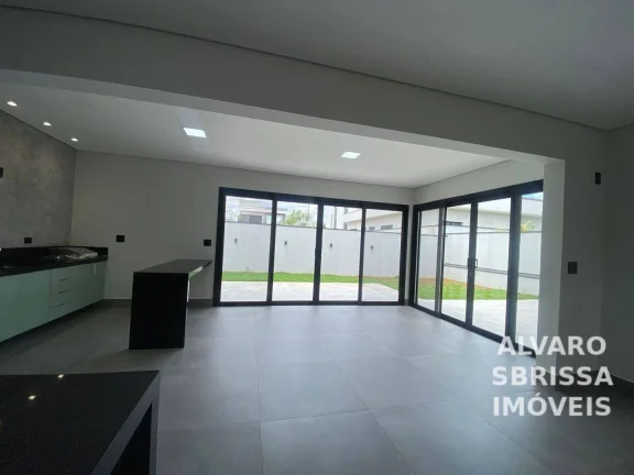 Imagem Linda casa com três suítes no condomínio Bandeirantes em Salto SP