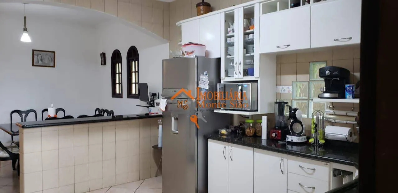 Imagem Sobrado com 3 dormitórios à venda, 232 m² por R$ 499.000,00 - Presidente Dutra - Guarulhos/SP