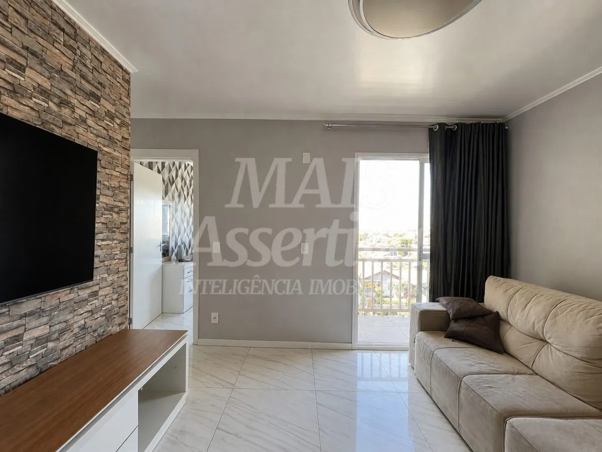 Imagem Excelente apartamento à venda - 3 Dormitórios, semi mobiliado e com sacada!