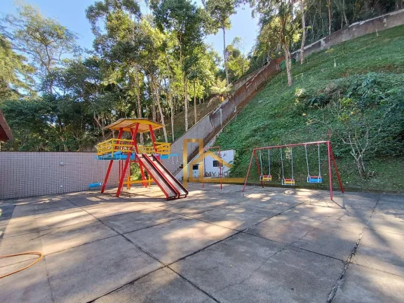 Imagem Casa com terreno plano de 3.850m² 6 quartos (3 suítes) - À 15 minutos do centro de Teresópolis