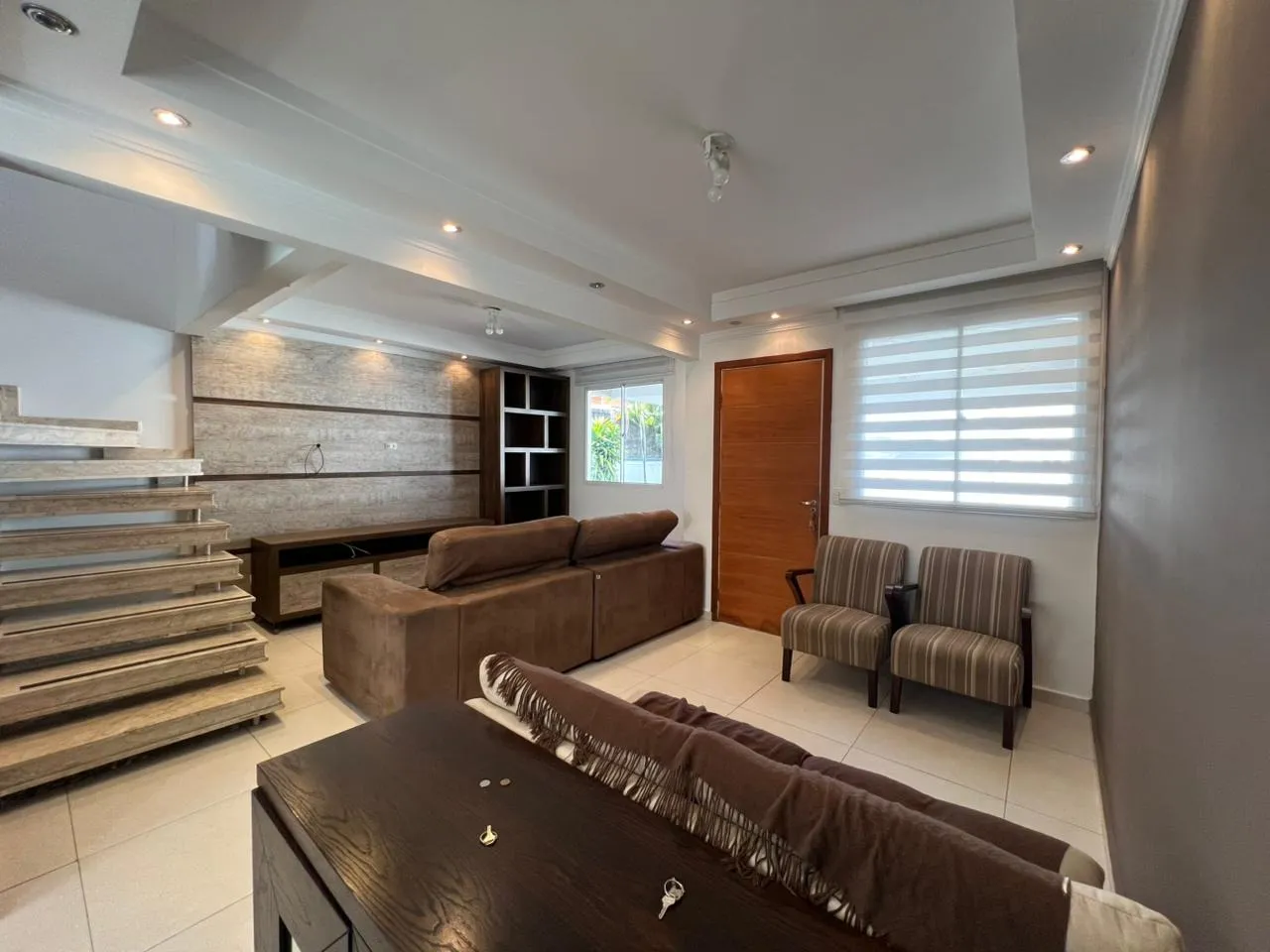Imagem Linda casa mobiliada no Condomínio Village Salermo de 150m²