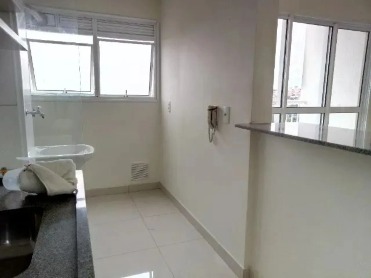 Imagem Aluguel de Apartamento na Vila Progresso, Sorocaba-SP: 2 Quartos, 1 Sala, 1 Banheiro, 1 Vaga de Garagem - 52m²!