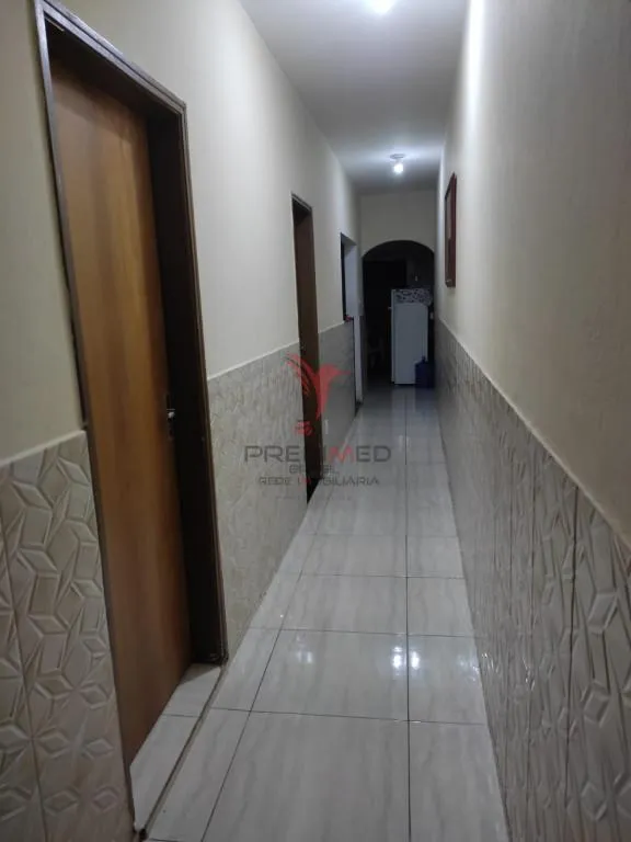 Imagem Casa com 5 Quartos , garagem, sacada e quintal, no Bairro Pedregulho. Guaratinguetá
