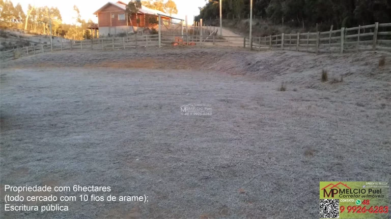 Imagem Lindo sítio a VEDA localizado em Rancho Queimado. Ótima propriedade para pastagens 06 hectares (todo cercado com 10 fios de arame); Escritura pública;