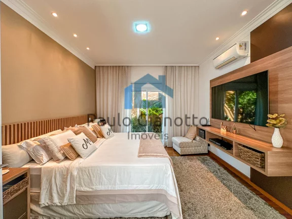 Imagem Casa de Alto Padrão no Condomínio Dom Henrique II