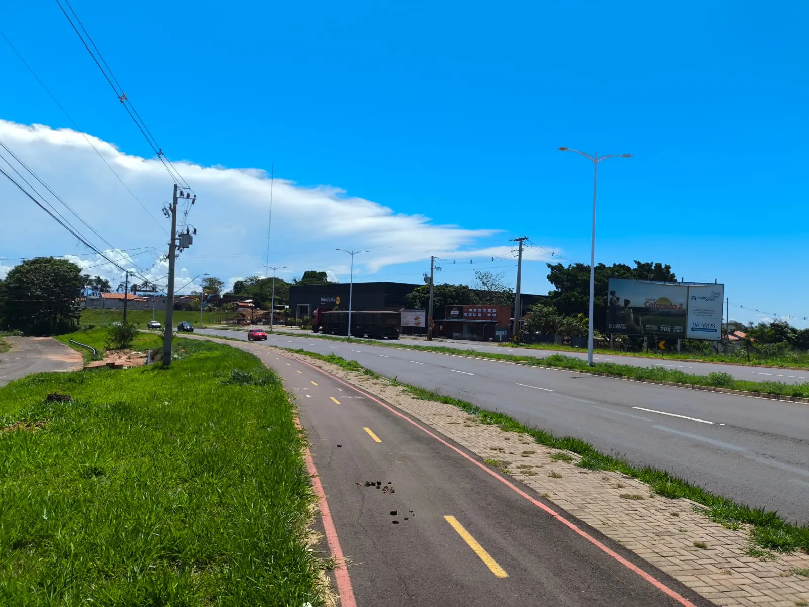 Imagem Terreno 879m Umuarama-PR 329