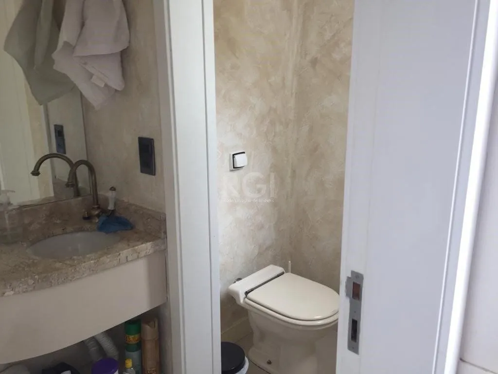 Imagem Conjunto/Sala para Venda - 73.6m², 0 dormitórios, Petrópolis