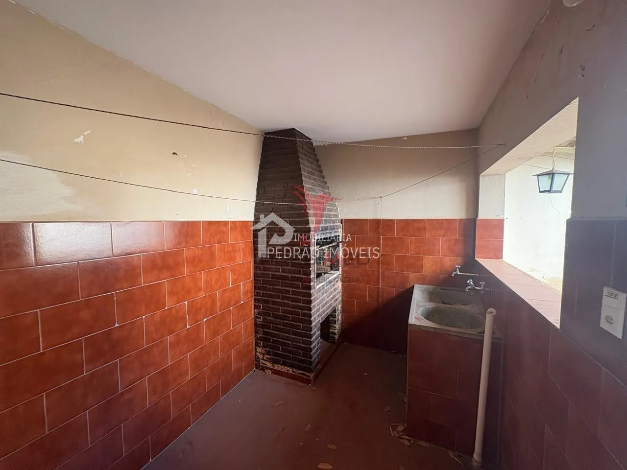Imagem Sobrado de 2 quartos, 158m² no bairro Parque Residencial Elizabeth, em Lençóis Paulista