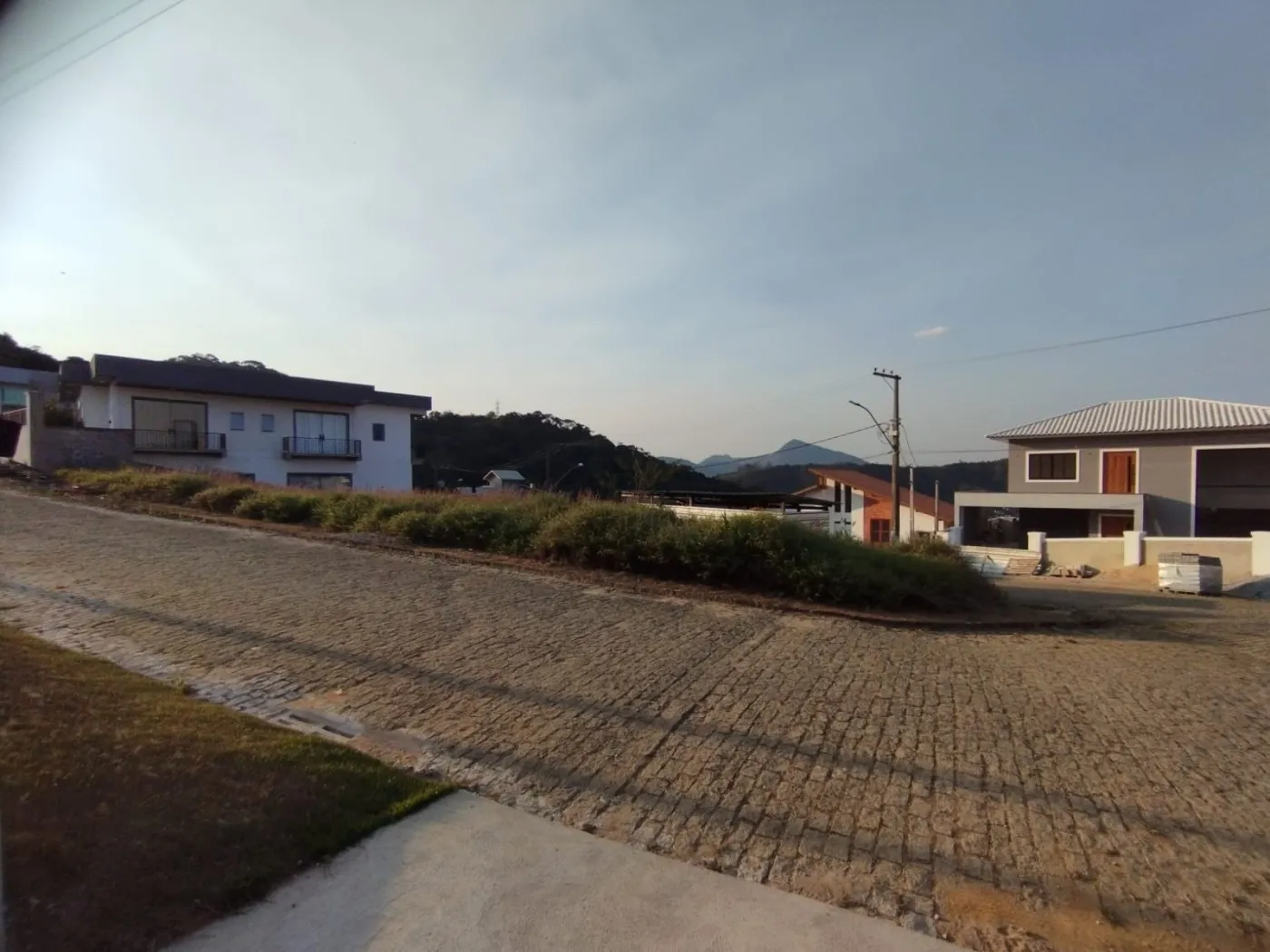 Imagem Terreno em Condomínio para Venda em Teresópolis / RJ no bairro Barra do Imbuí