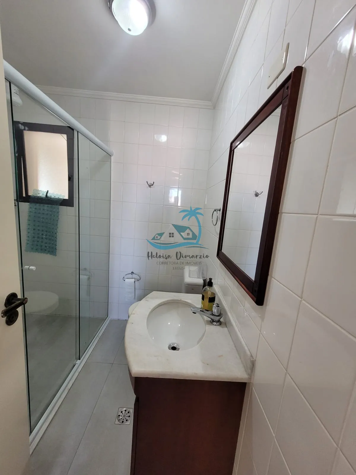 Imagem Excelente apartamento com 2 dormitórios à venda a 350m da orla do Itagua em Ubatuba.