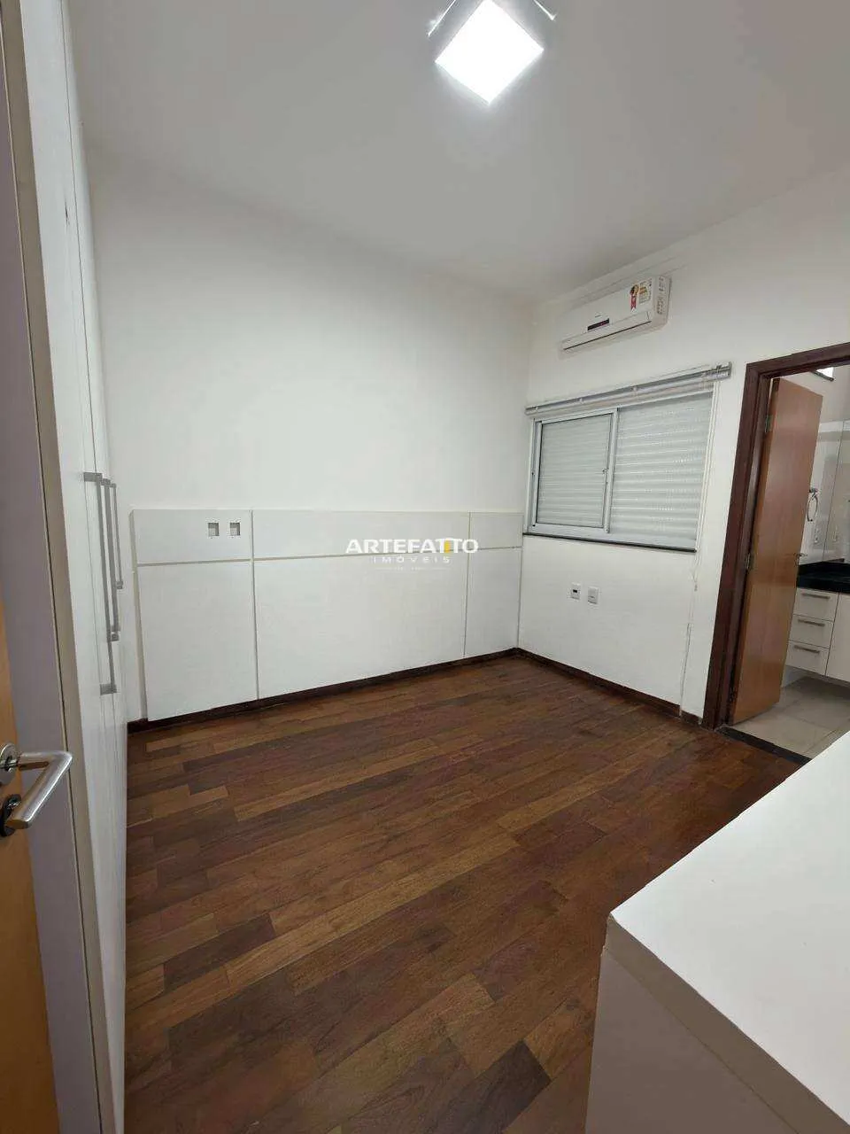 Imagem Casa à venda em Franca, Esplanada Primo Meneghetti, com 3 quartos, 169m2
