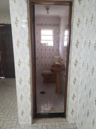 Imagem Sobrado com 4 Quartos para Alugar, 260 m² em Vila Nivi - São Paulo