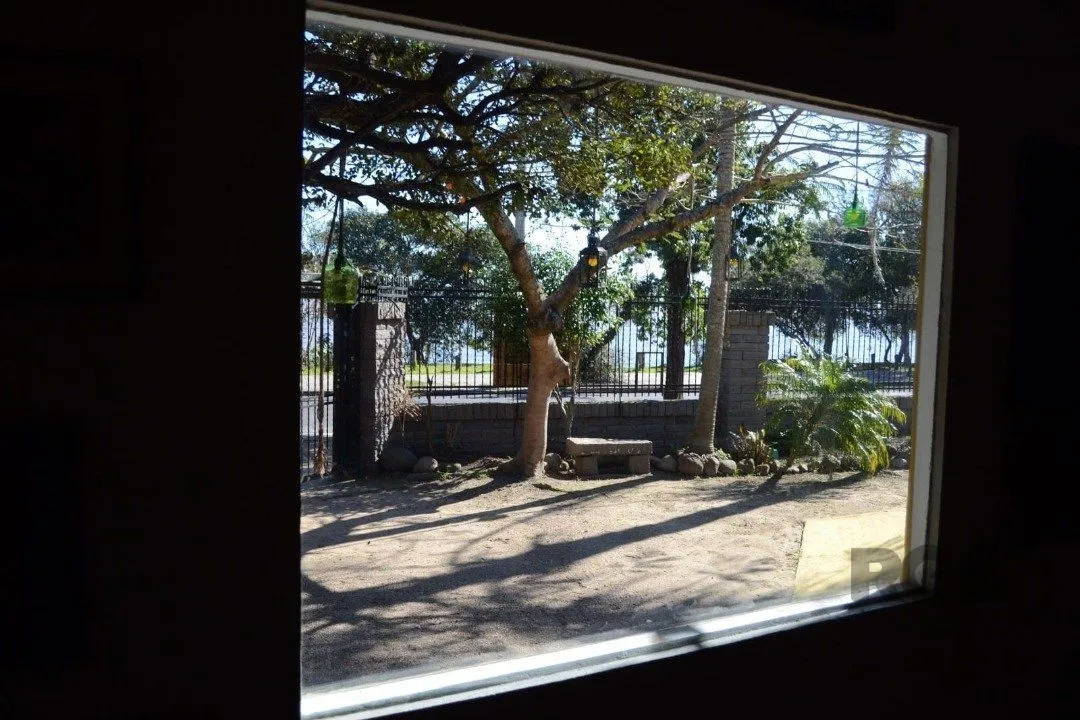 Imagem Casa Comercial em Ipanema