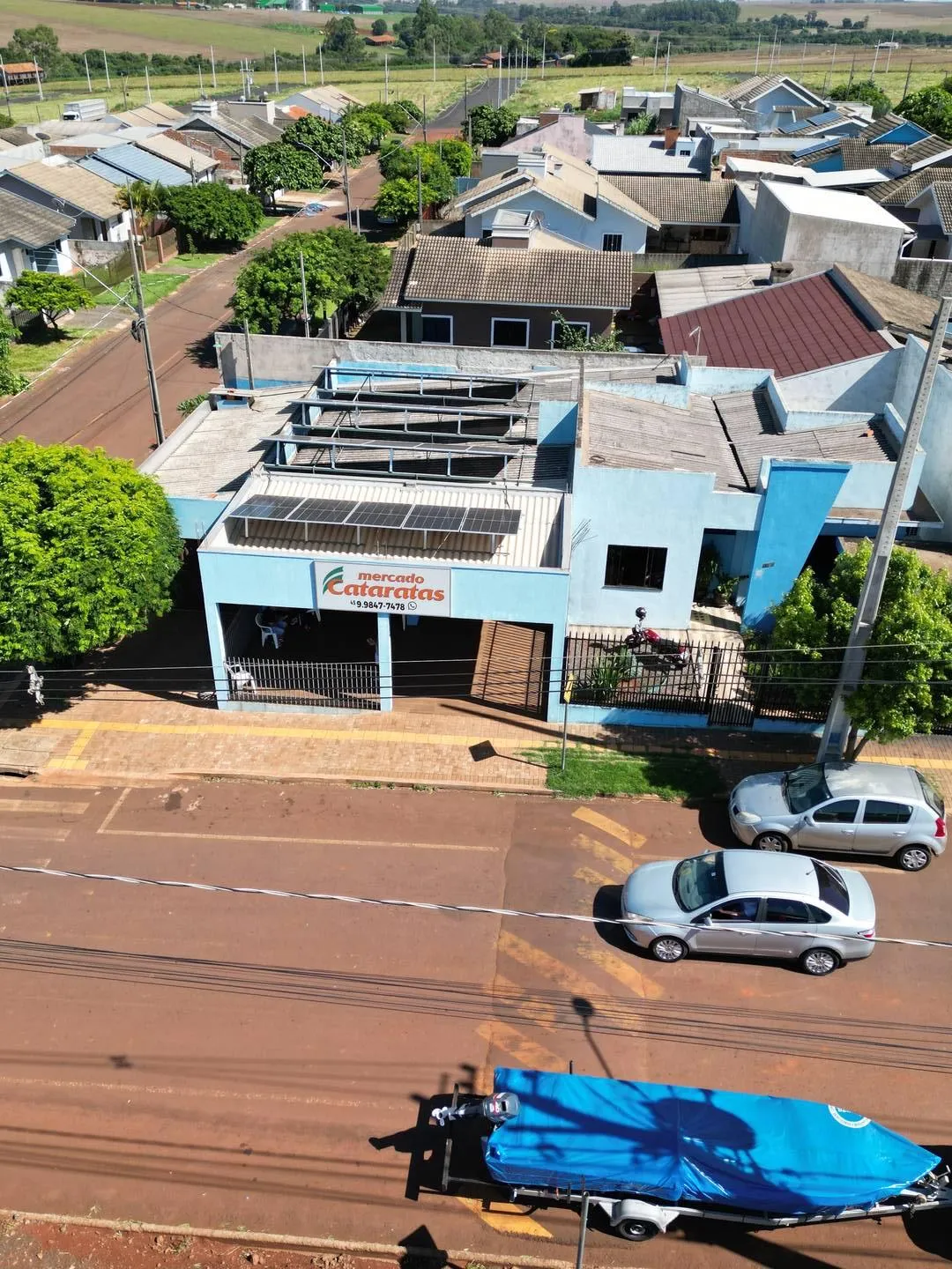 Imagem Casa à venda com sala comercial em São Miguel do Iguaçu - Bairro Cataratas - Imóvel de esquina com churrasqueira e energia solar