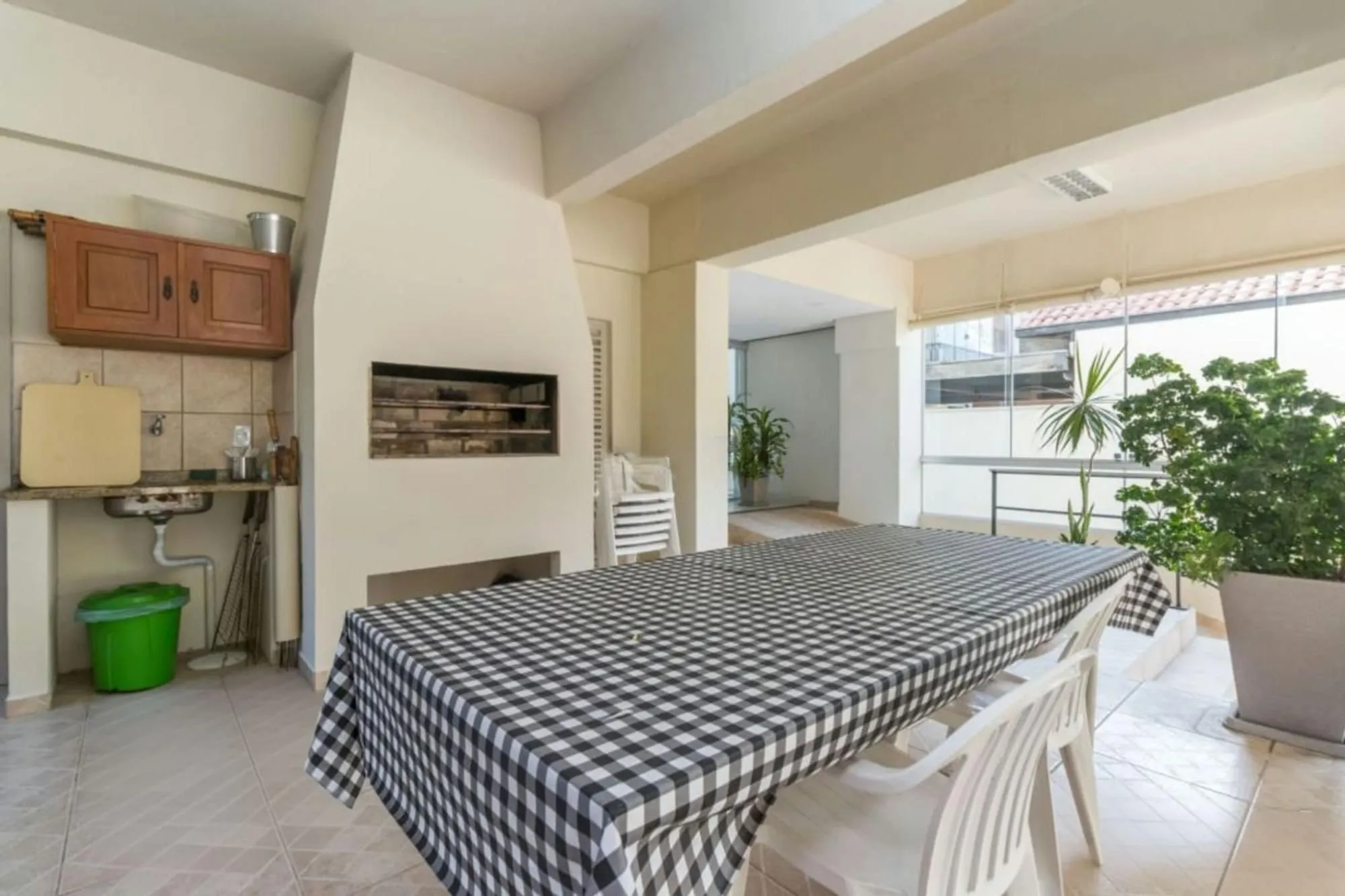 Imagem Apartamento de 3 dormitorios à venda em Higienópolis, Porto Alegre.
