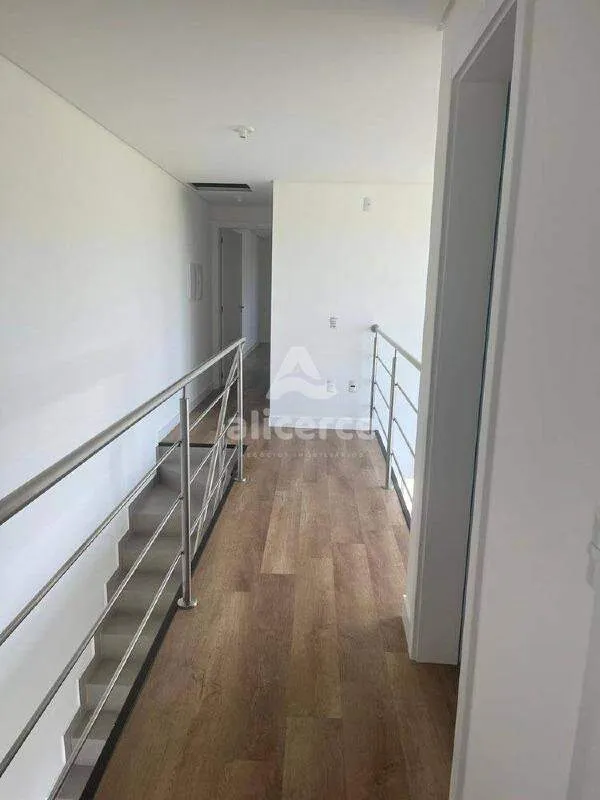 Imagem Casa à venda com 3 quartos 1 suíte, 148m² em Campeche Florianópolis